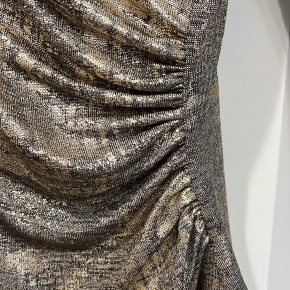 DB Established 1962 Gold and Black Shimmer Ruched Womens V-Neck Wrap Top - Picture 3 of 8